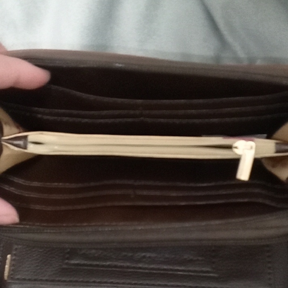 Stone Mountain Brown Leather Wristlet - Picture 4 of 6